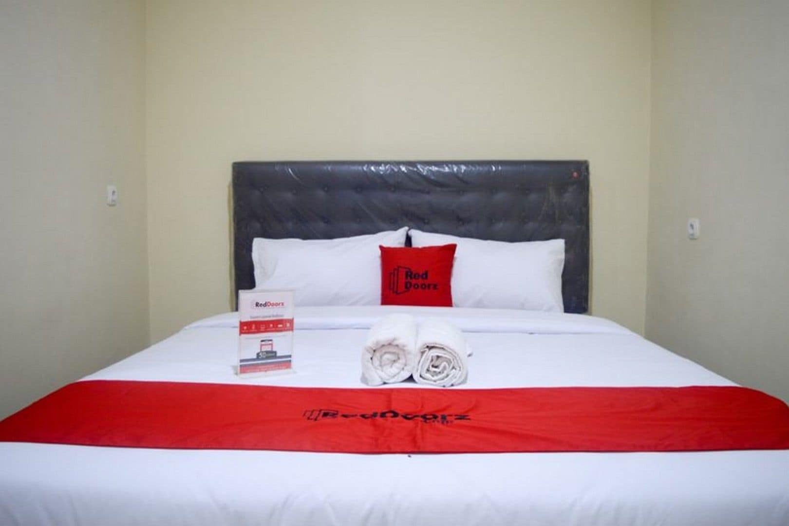 Reddoorz Near Sam Poo Kong 2 Hotel Semarang Buitenkant foto
